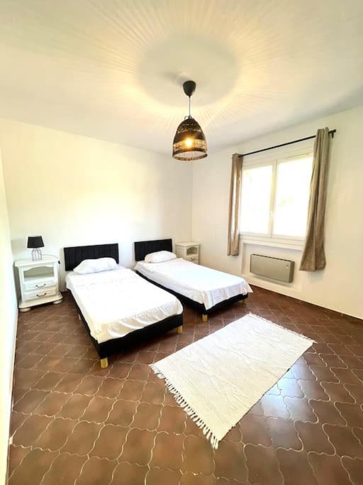 Appartement Proche Aeroport Marseille Marignane - Studio Confortable - Logement Ideal - Hebergement Tout Equipe Rognac Exteriör bild
