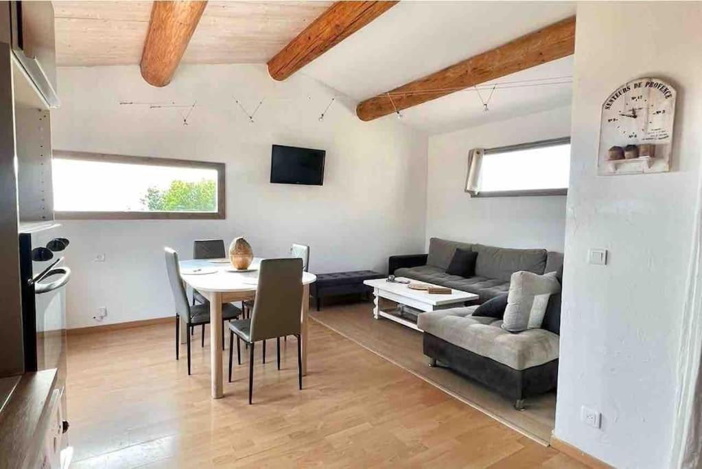 Appartement Proche Aeroport Marseille Marignane - Studio Confortable - Logement Ideal - Hebergement Tout Equipe Rognac Exteriör bild